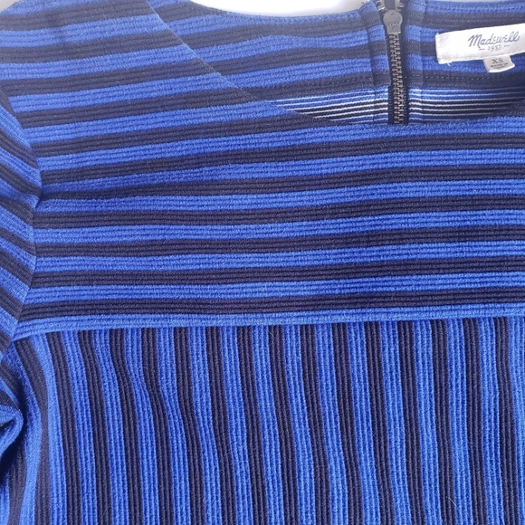 Madewell Beautiful Blue Striped Top - Picture 3 of 3